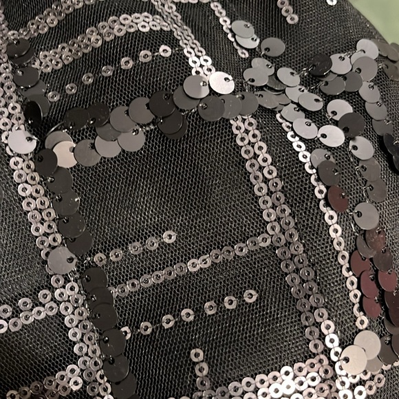 SIMPLY VERA VERA WANG  Black Sequin Sleeveless Blouse NWT - Picture 4 of 12